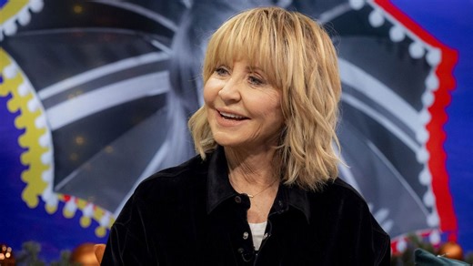 Lulu discusses alcoholism recovery and Maurice Gibb's suspected son