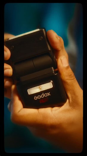 Sammy | Film Maker | India on Instagram: "This new flash allows you to easily connect with all brand cameras and this trigger gives you access to all your other Godox flashes 💥 Which is crazyyyyyy🥵💥 . . Follow @lights.camera.sammy for more 😚 . . #vizag #godox #telugu #review #film"