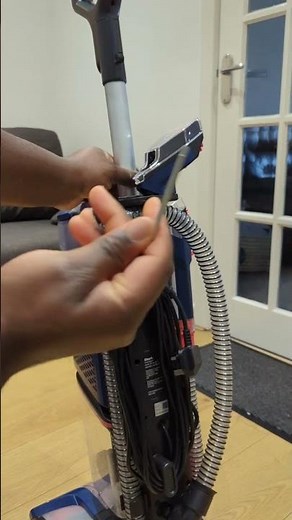 How to remove the Shark CarpetXpert Handle