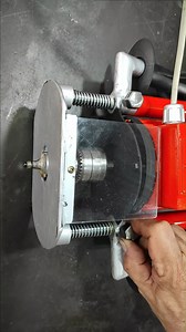 ¡Crea una fresadora para madera a partir de una vieja bomba de agua! 🚀🛠️ En este tutorial, te mostraré cómo transformar una bomba de agua en una fresadora para madera, ideal para tus proyectos de carpintería. Acompáñame paso a paso en este emocionante proceso de bricolaje, desde la recolección de materiales hasta las pruebas finales. ¡Descubre cómo convertir herramientas antiguas en nuevas y útiles máquinas! 🪚✨ ¡No olvides darle like y compartir para que otros también puedan aprender a hacer 