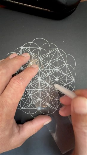 11 reactions · 6 comments | How to draw the Vector Equilibrium #sacredgeometryartist #natureofflowers #sacredgeometry #vectorequilibrium | Natureofflowers | Facebook