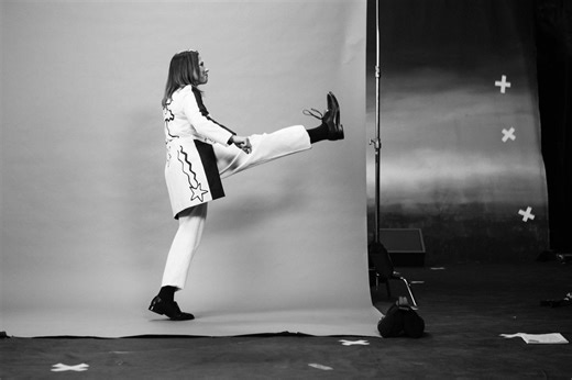 Kim Deal presents solo single, "Coast"