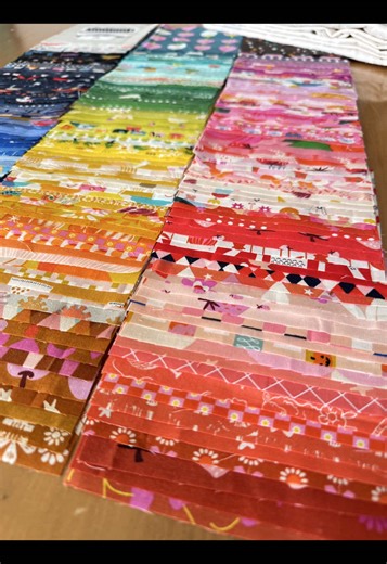 Cutting Fabric for the Zip It Quilt Sew Along