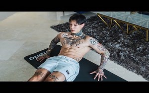 【THENX】完成 20 分钟全身锻炼以减肥（跟随）