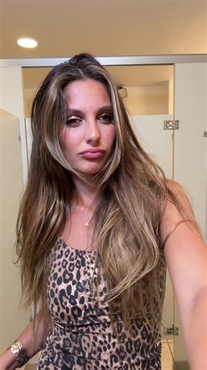 Allison Russo 🦋 (@allisonrussoo)’s videos with your love is my drug - amy🪐