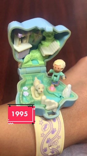 Polly Pocket Loves Puppy 1995 Toy Review