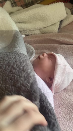 Sophia’s daily routine 🤍#foryoupage #rebornmorningroutine