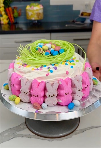 Best easy cake hack! This cake is made using a store bought cake and candy from the dollar store! What would you do diffeently? | Kristin's Friends