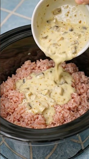 Slow Cooker Creamy Turkey Dinner 🦃🥣