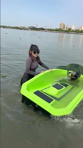 RUSH WAVE BOAT，Two-seater, flexible operation #rushwave #Surfing #kartboat #rushwaveboat