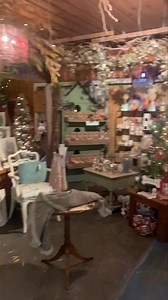 Last night before Mike and I left... still a little to do but we have till 1:00 lol. Thanks for everyone that has helped and all the offers of help... sometimes it's in my head and don't know what it's going to be until I just do it lol. Open 1-6 today! Stop on by this weekend! | Robins Nest