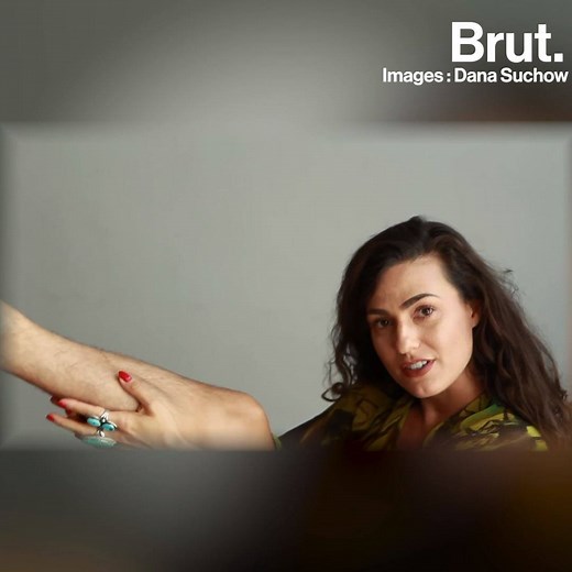 "Ouais, je n'aime pas me raser." Fatiguée des normes de beauté imposées aux femmes, la blogueuse Dana Suchow a simplement arrêté de s'épiler les jambes. Elle raconte. | Brut