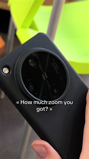 Explore the Oppo Find X8 Ultra Zoom Feature