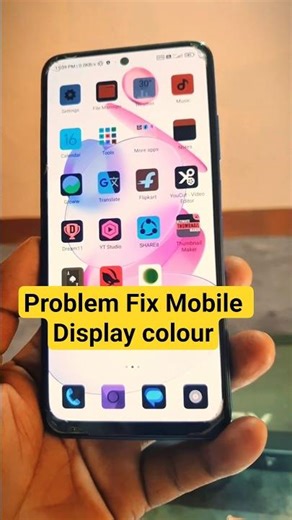 Mobile Screen. Black & White problem, colour inversion solve