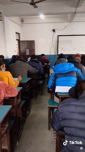 #Foryoupage #classroom #Medicalentrancestudents #nameinstitute #kathmandu #fypシ #name #tiktokneoal🇳🇵