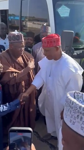 11K views · 617 reactions | Karimin gwamna mutumin kirki yau dai anhadu kuma anyi gaisuwar mutunci siyasa ba gaba | 01Abdull | Facebook