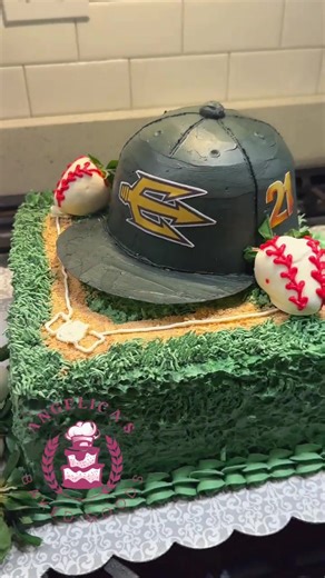 Happy Birthday to this Eureka College baseball player! ⚾🎉 A custom cake inspired by the game he loves—complete with the cap, field details, and baseball touches. Wishing you an amazing birthday and a winning season ahead! Thank you for trusting Angelica’s Baked Goods to be part of your special day. Hashtags: #AngelicasBakedGoods #BirthdayCake #BaseballCake #EurekaCollege #CustomCakesChicago
