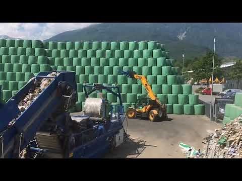Round bale stacking process - Flexus Balasystem