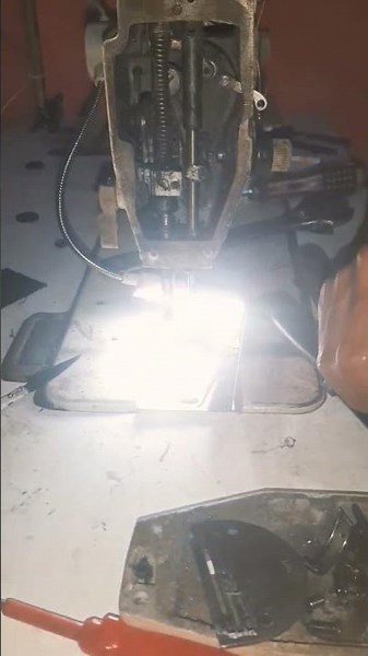 tutorial on how to repair a high-speed rotary sewing machine #sewing #machine #rotary