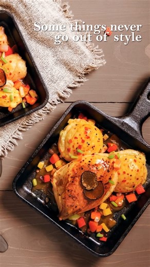 🔔 You asked… we listened. The wait is over — Lodge Cast Iron is BACK in ShopTV. Stocks are limited, so don’t wait. 🛒 Shop now. #LodgeCastIron #kitchenware #cookware | Shop TV