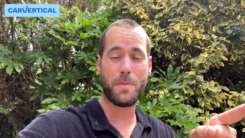 Supercar Meets Tractor – Visiting Clarkson in a Ferrari!