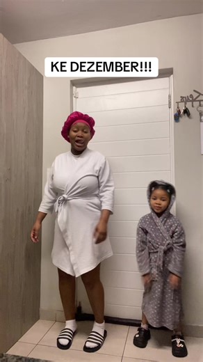 Celebrating the December Vibe with KE DEZEMBER