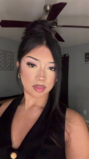 Transforming with Makeup: A Blind Experience