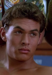 Baywatch S10:E11 - Bent