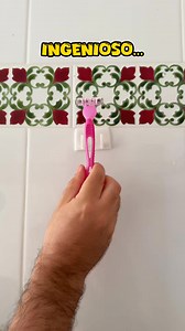 Sabías este truco para tu ducha? 🚿 #lifehacks #tips #hacks #home #limpieza #amadecasa #tipsandtricks | 1 Minuto De Ideas