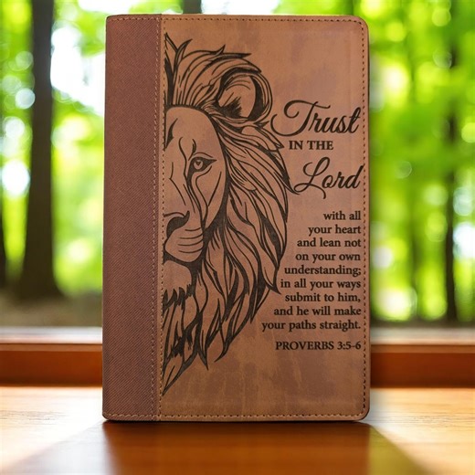 Personalized NIV Bible Large Print: Lion Trust in the Lord Scripture Engraving, Optional Thumb Index - Etsy