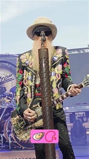 ZZ Top - Pearl Necklace (Live) 08/10/25 Concert in Lincoln, NE - Billy Gibbons