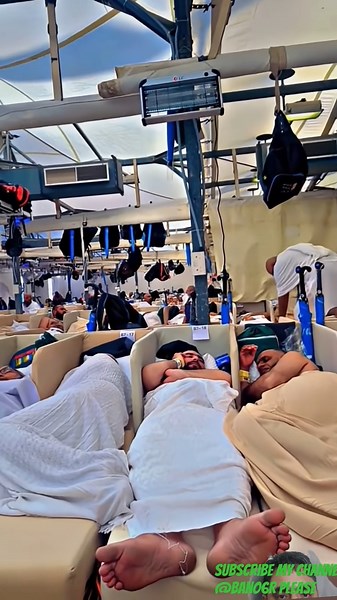 Muzdalfiah hajjstatus live mina kaba live #makkah ##madina #shorts#hajjlive #ministryofhajjandumrah