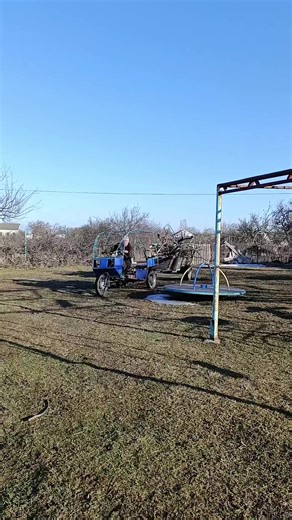 Відео користувача Мопедний Двір (@mopednuy_dvor) з композицією «оригінальний звук - Song_Ukraine_Music🤍»