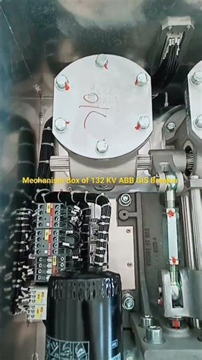 Mechanism Box of G.I.S 132 kV Circuit breaker ABB make // Tech & Tricks