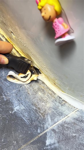 How to Fix Gross Caulk for a Cleaner Toilet