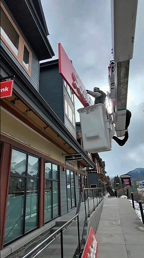 Scotiabank Sign Install …more🍁🪧