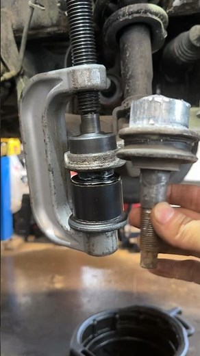Remove and replace lower ball joint on Dodge RAM