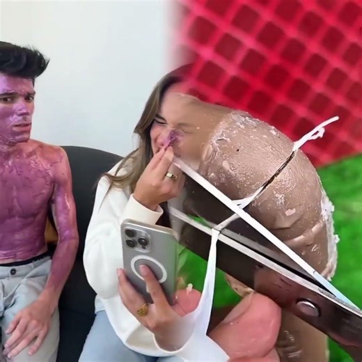 Last time i’m doing a peelable face mask #tiktokuni #fypシ゚viral #pov #foryoupage #fypツ