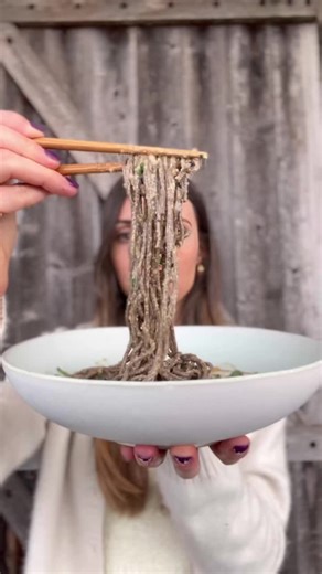 Nouilles Soba au Sésame: Recette Rapide et Savoureuse