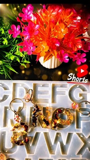 Resin craft , resin keychain tutorial for beginners ❤️🫶 #artandcraft #keychain #resin