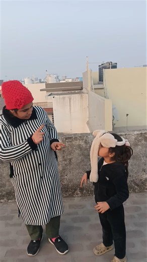 Anant ne kese kese lagaya earmuff 😜😜 YouTube channel short video 📷 trending video 📷##funny 🤣🤣🥰
