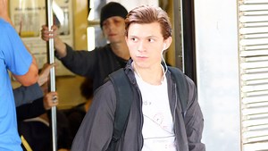 Tom Holland Films 'Spider-Man' in New York City Subway! - Just Jared - Celebrity News and Gossip | Entertainment