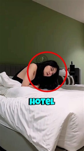 The Real Reason Hotel Beds Feel So Comfortable 😳 #shorts #facts #didyouknow #hotel #bedroom