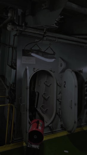 main engine crank shaft deflection, crank case inspection #pelautindonesia #engineer #bulkcarrier #fypシ #pelautpunyacerita