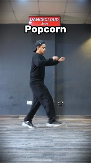 Vinay Kumar on Instagram: "4. Popcorn Popcorn step tutorial 🔥 House dance — focus on bounce & groove Popcorn step house dance, popcorn dance tutorial, house dance popcorn step, house footwork practice, groove and bounce training, beginner house dance tutorial, dance step breakdown"