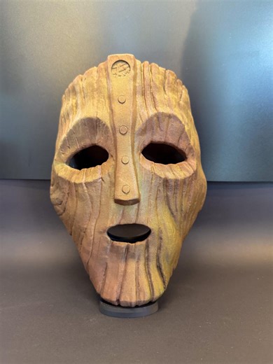 3D Printed Loki Mask From the Mask (1994) – Trickster Prop Replica With Display Stand - Etsy