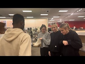 Taking pics of strangers feet