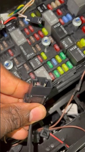 How to install Motive ELD in 2018 - 2023 volvo truck 760 vnl (pt2)