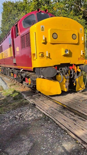 Class 37 EWS passing #heritagerailway #railway #trainspotting #class37 #train