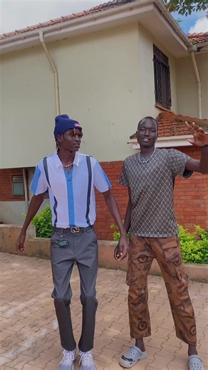 I’m 6’7ft(198cm) tall for those who want to know my height. Xen ce machiek✌️✌️#southsudanesetiktokers🇸🇸🇸🇸🇸🇸 #adilongong